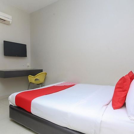 Nice Stay Three Six Five Services Κουτσίνγκ Εξωτερικό φωτογραφία